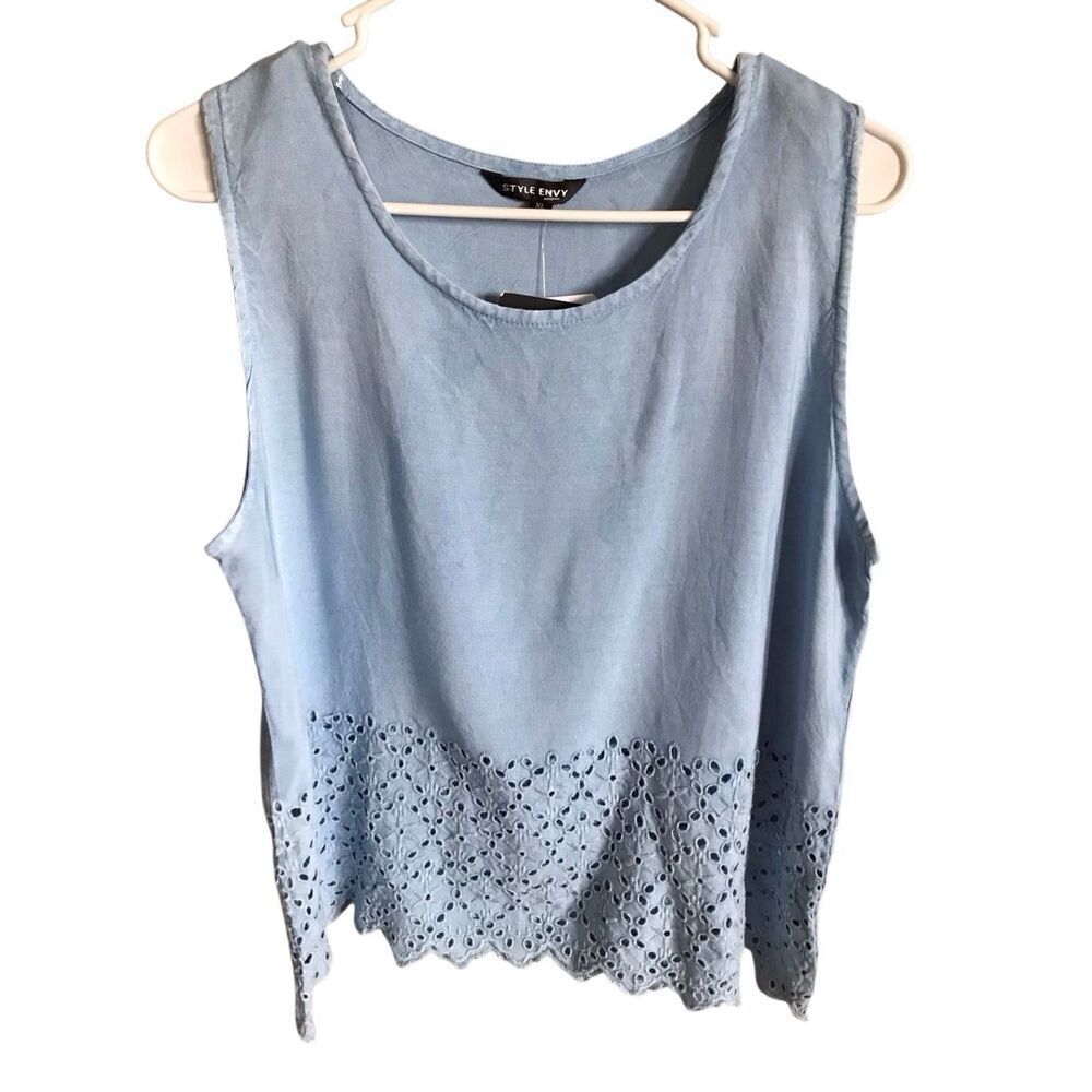 Style Envy Womens Blue Sleeveless Top XL eyelet scallop hem New with tags